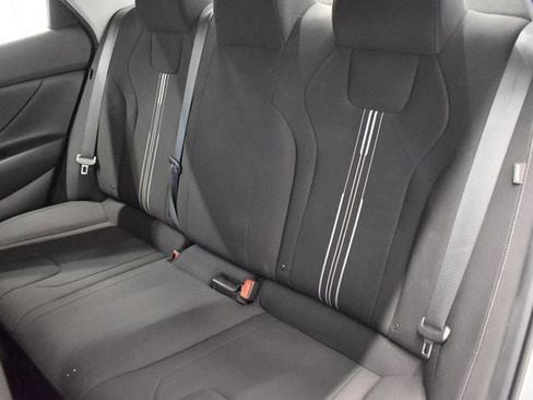 Used 2024 Hyundai Elantra SEL FWD image 7