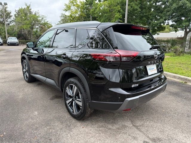 Used 2026 Nissan Rogue SL AWD/4WD image 4