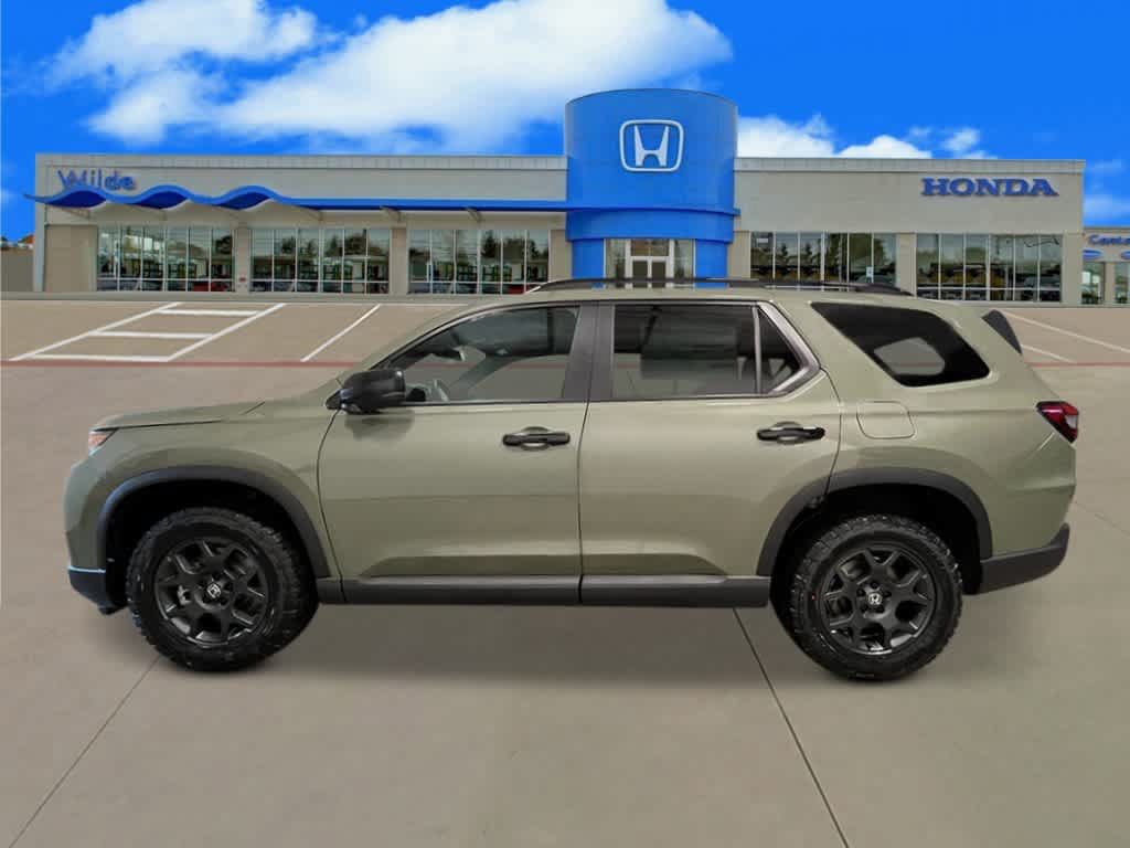New 2026 Honda Pilot TrailSport image 2