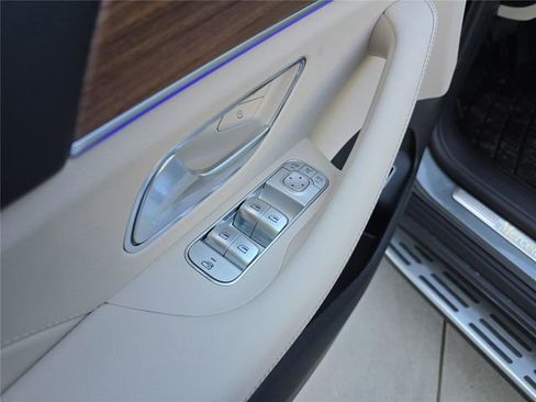 New 2026 Mercedes-Benz GLE 450 4MATIC image 21
