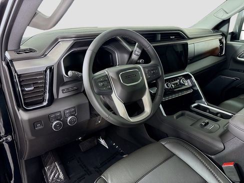 New 2026 GMC Sierra 3500 Denali w/ Denali Reserve Package image 9
