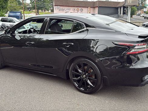Used 2019 Nissan Maxima SR w/ Premium Package FWD image 24