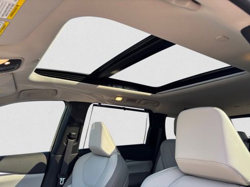 New 2026 INFINITI QX60 Luxe w/ Cargo Package image 12