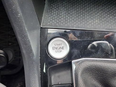 Used 2024 Volkswagen Taos S image 29