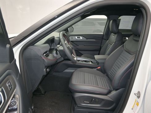 New 2026 Ford Explorer ST-Line w/ Premium Package RWD image 13
