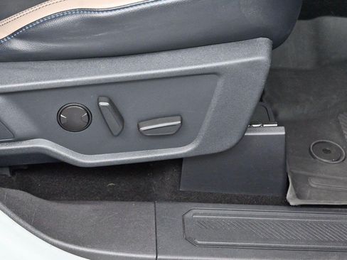 Used 2024 Ford Bronco Wildtrak AWD/4WD image 36
