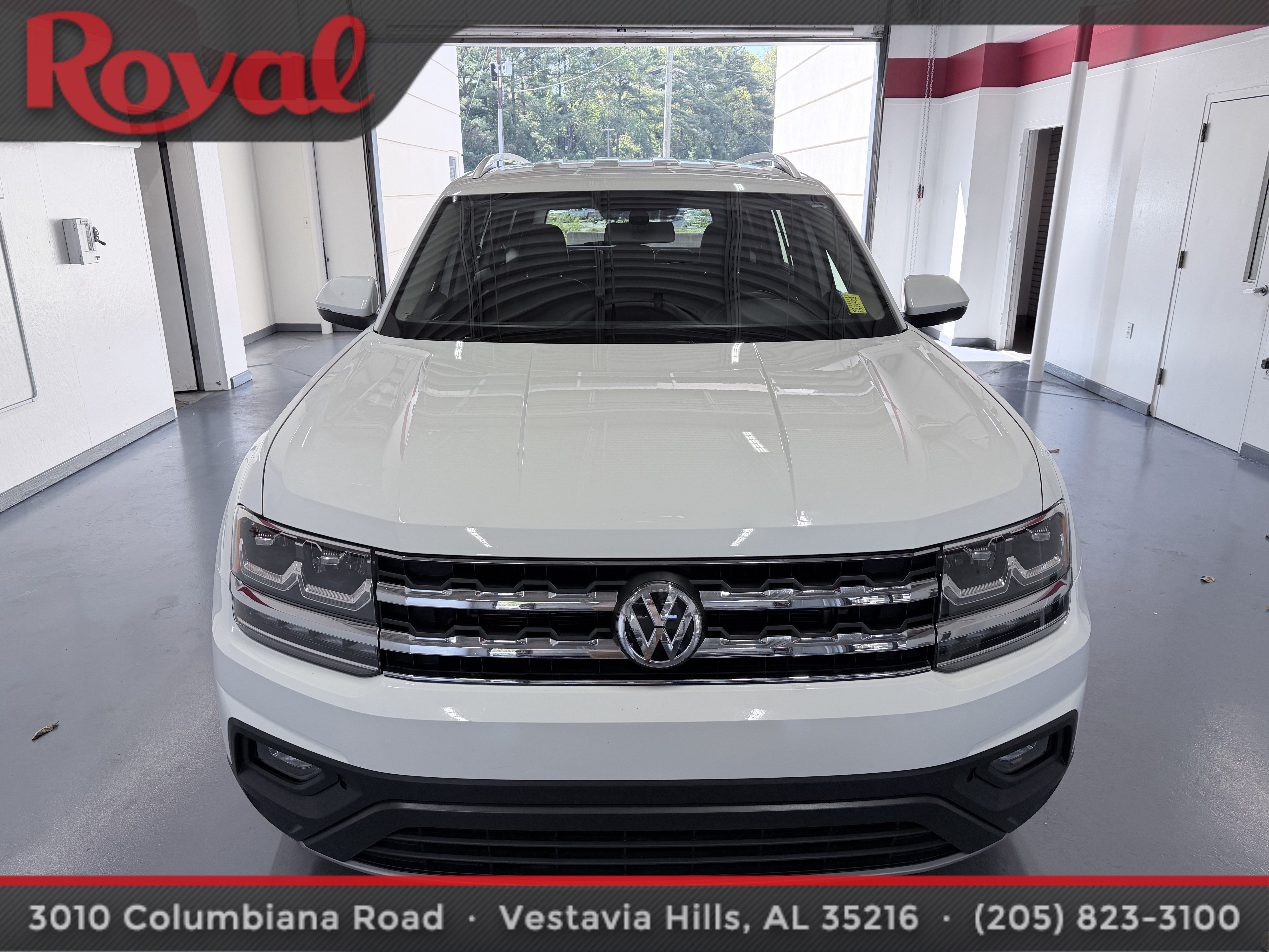 Used 2019 Volkswagen Atlas SE w/ Towing Package FWD image 2