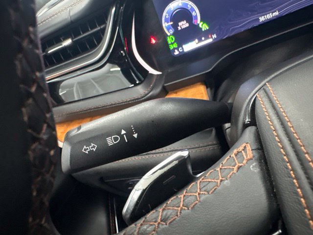 Used 2025 Jeep Grand Cherokee L Summit AWD/4WD image 43