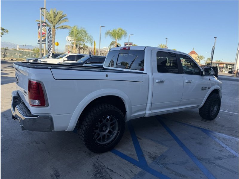 Used 2018 RAM 1500 Laramie w/ Convenience Group AWD/4WD image 61