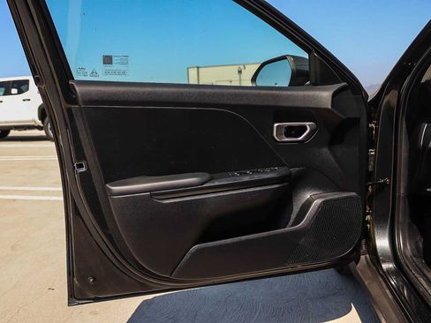 Used 2026 Kia K4 FWD image 19