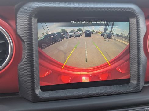 Used 2020 Jeep Wrangler Unlimited Rubicon AWD/4WD image 24