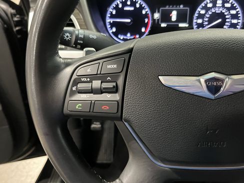 Used 2016 Hyundai Genesis 3.8 RWD image 20