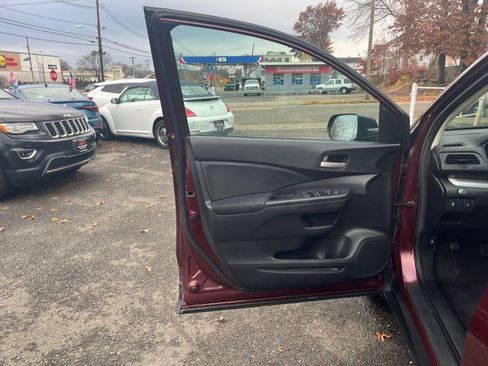 Used 2016 Honda CR-V SE image 12