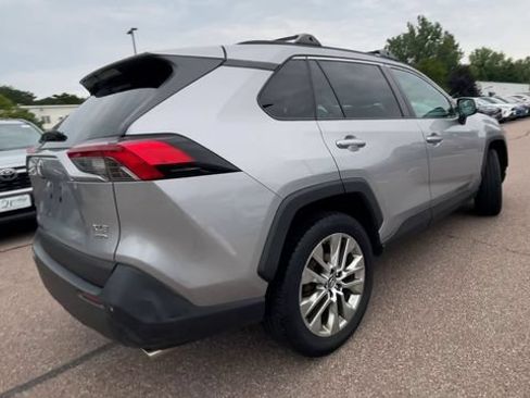 Used 2019 Toyota RAV4 XLE Premium w/ Cold Weather Package AWD/4WD image 2