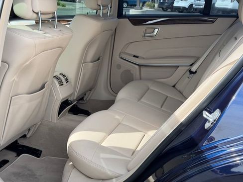 Used 2016 Mercedes-Benz E 350 4MATIC Sedan image 19