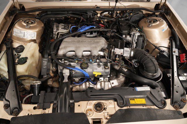 Used 1994 Buick Century Special FWD image 39