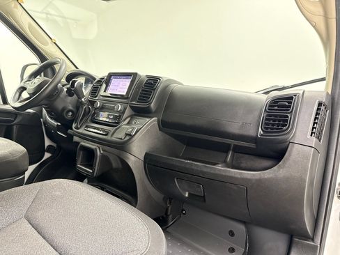 Used 2023 RAM ProMaster 2500 FWD image 25