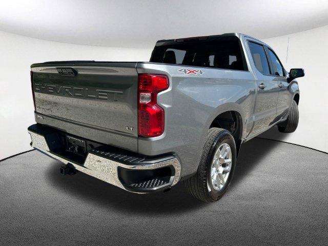 Used 2023 Chevrolet Silverado 1500 LT AWD/4WD image 17
