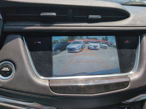 Used 2017 Cadillac XT5 Luxury AWD/4WD image 17
