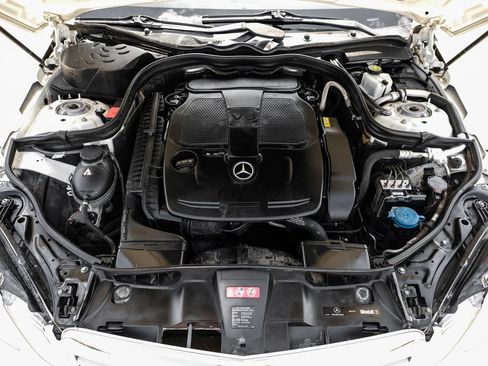 Used 2012 Mercedes-Benz E 350 Sedan image 46