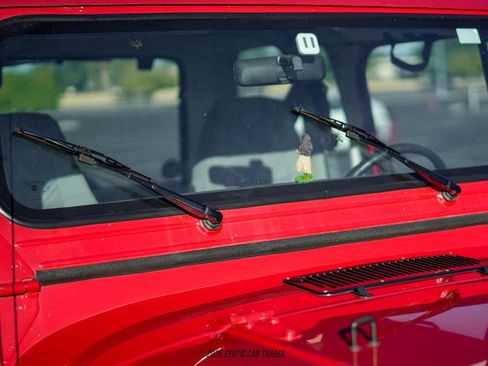 Used 1991 Jeep Wrangler Renegade AWD/4WD image 92