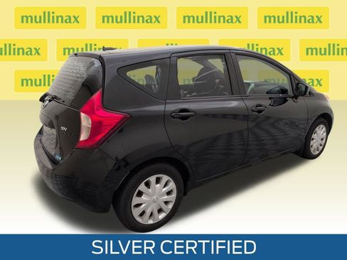 Used 2016 Nissan Versa Note SV image 3