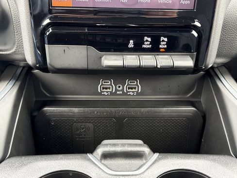 Used 2025 RAM 1500 Big Horn image 27