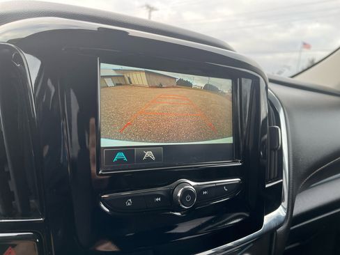 Used 2018 Chevrolet Traverse LS image 13