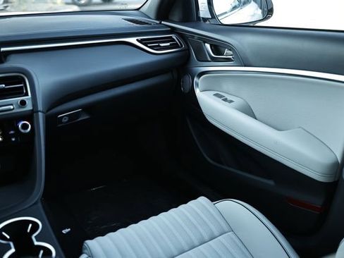 New 2026 Genesis G70 3.3T Sport Prestige AWD/4WD image 33
