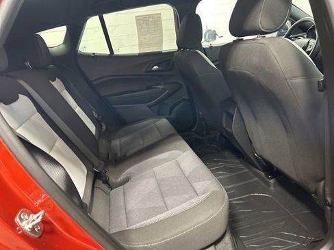 Used 2024 Chevrolet Trax RS w/ Driver Confidence Package image 15