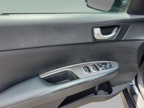 Used 2019 Kia Optima LX FWD image 15