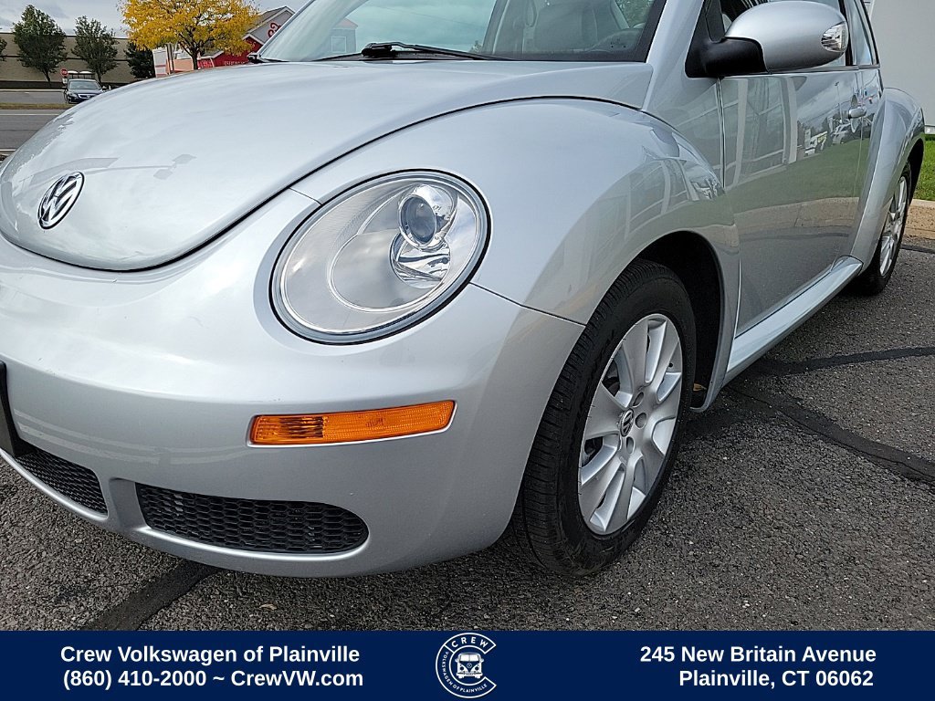 Used 2008 Volkswagen Beetle S FWD image 25
