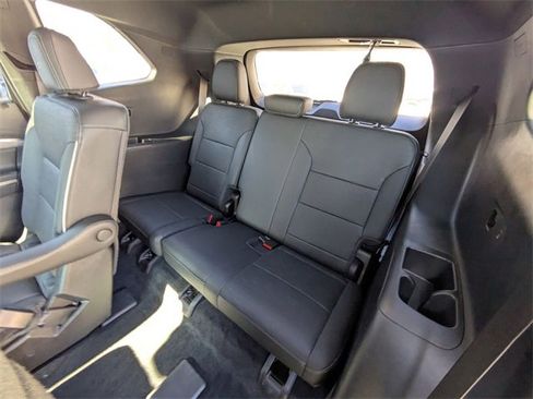 Used 2025 Buick Enclave Sport Touring image 28