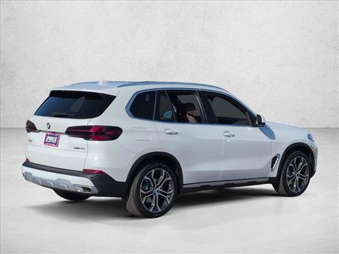 Used 2026 BMW X5 sDrive40i w/ Climate Comfort Package RWD image 5