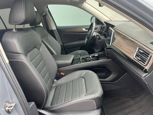 Certified 2026 Volkswagen Atlas SEL AWD/4WD image 40