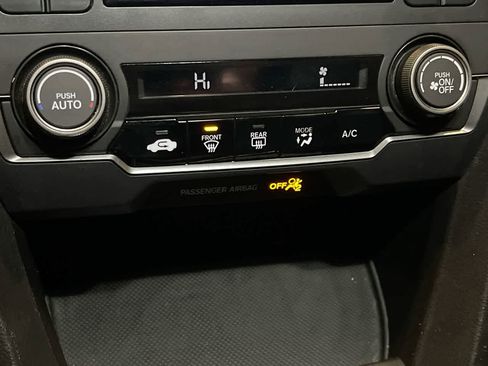 Used 2017 Honda Civic Sport image 19