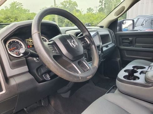 Used 2017 RAM 1500 ST w/ SXT Appearance Group AWD/4WD image 9