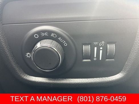 New 2026 Jeep Grand Cherokee Altitude AWD/4WD image 26