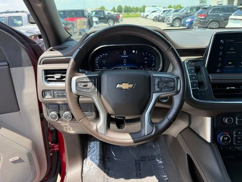 Used 2023 Chevrolet Suburban LT RWD image 14