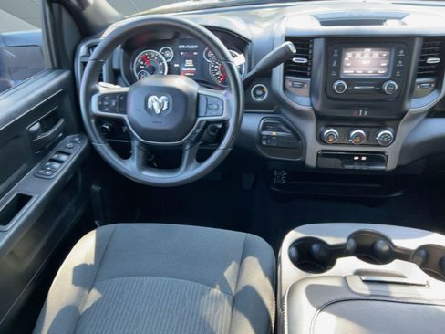 Used 2024 RAM 3500 Tradesman w/ Chrome Appearance Group image 28