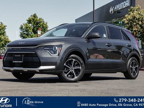 Used 2025 Kia Niro EX FWD image 1