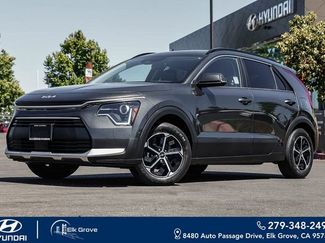 Used 2025 Kia Niro EX FWD video 1
