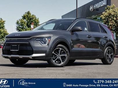Used 2025 Kia Niro EX