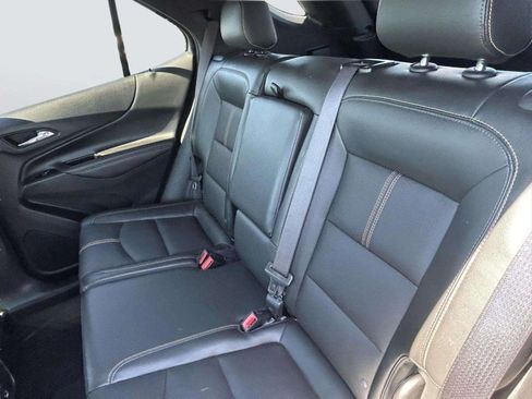Used 2023 Chevrolet Equinox Premier AWD/4WD image 21