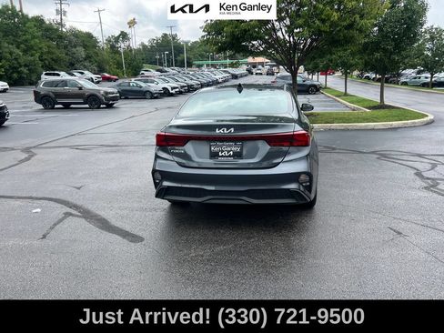 Certified 2024 Kia Forte LXS w/ LXS Technology Package FWD image 6