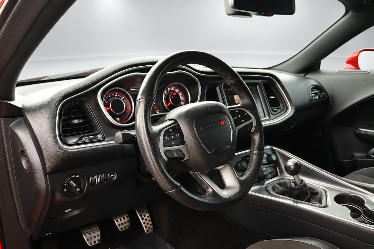 Used 2015 Dodge Challenger R/T Scat Pack RWD image 22