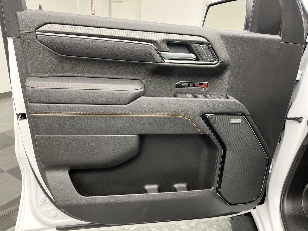Certified 2025 GMC Sierra 1500 AT4 w/ Technology Package AWD/4WD image 10