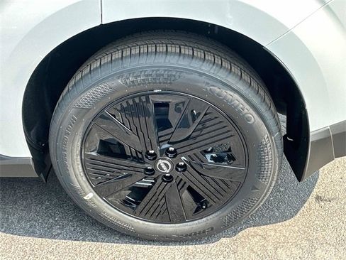 New 2025 Nissan Murano SV image 7