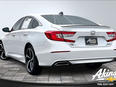 Used 2022 Honda Accord Sport Special Edition image 4