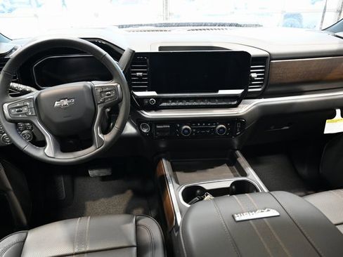 New 2026 Chevrolet Silverado 2500 High Country w/ Midnight Edition image 15